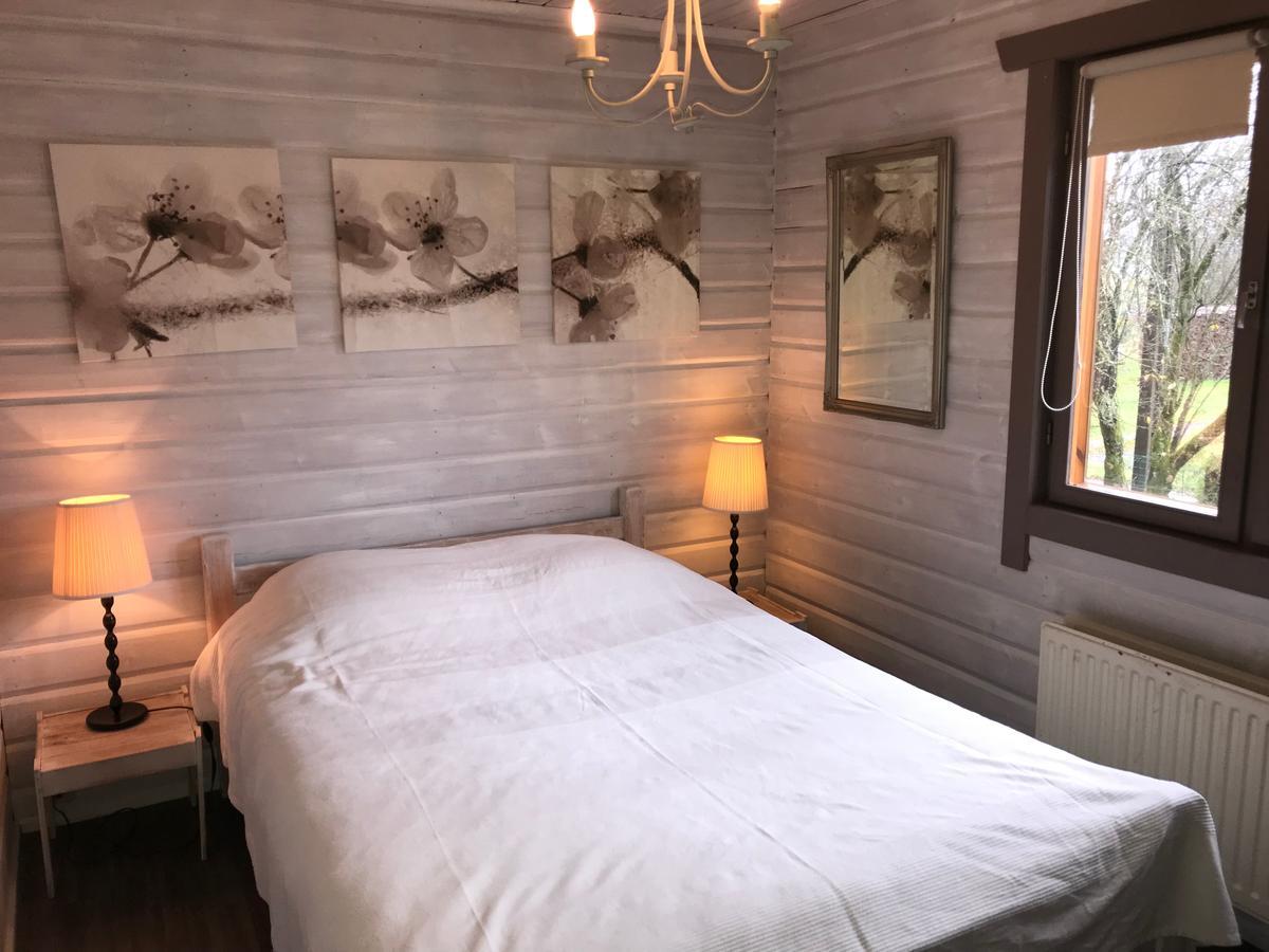 Chalet De Charme Rochehaut Esterno foto